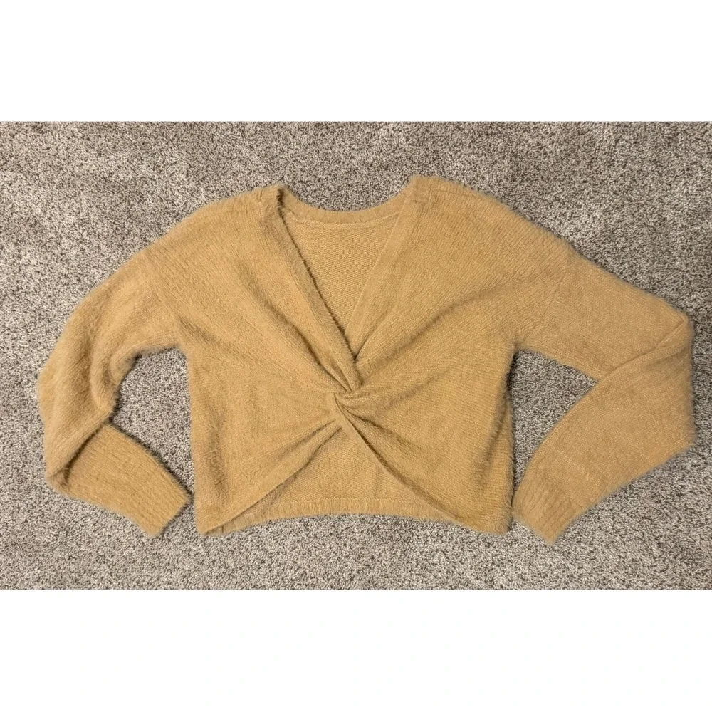 Women Fuzzy Twist Front V-Neck Cropped Sweater Camel‎ Tan Long Sleeve Knit Top